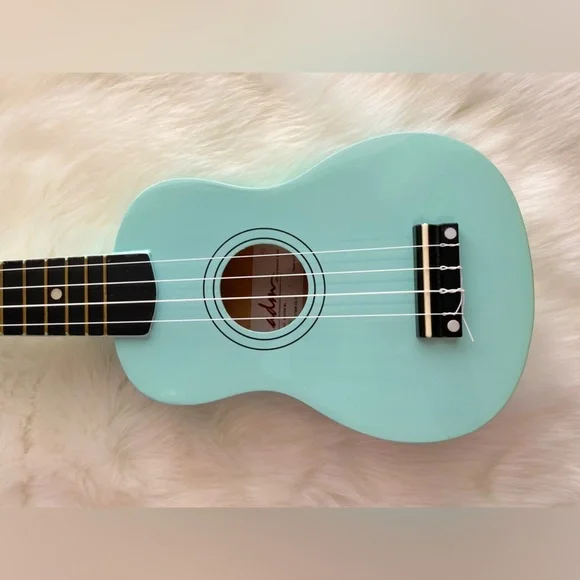 21” Ukulele Instrument - Picture 5 of 7